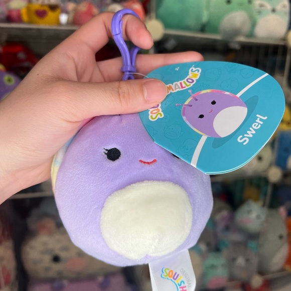 Squishmallows Swerl the Valentine’s Snail 3.5" Stuffed Plush Clip - Picture 2 of 3
